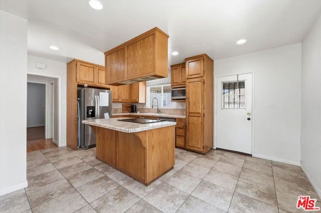 4254 Gaviota Avenue, Long Beach, CA 90807