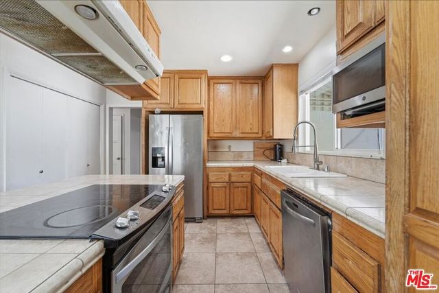 4254 Gaviota Avenue, Long Beach, CA 90807