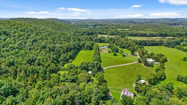 5904 Candies Creek Ridge Road, NW, Charleston, TN 37310