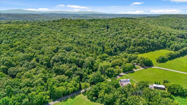 5904 Candies Creek Ridge Road, NW, Charleston, TN 37310