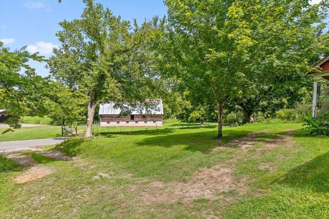 5904 Candies Creek Ridge Road, NW, Charleston, TN 37310