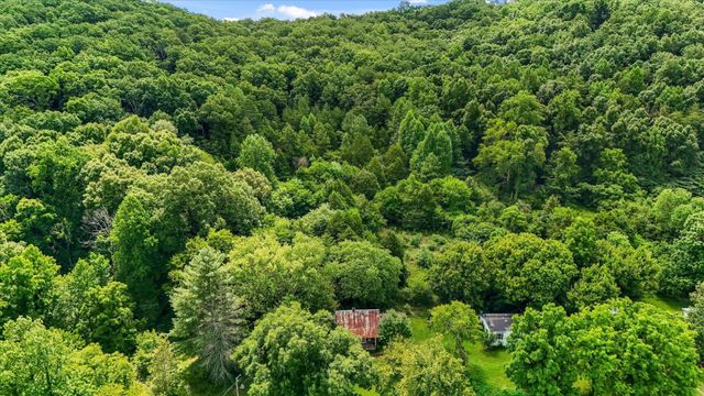 5904 Candies Creek Ridge Road, NW, Charleston, TN 37310