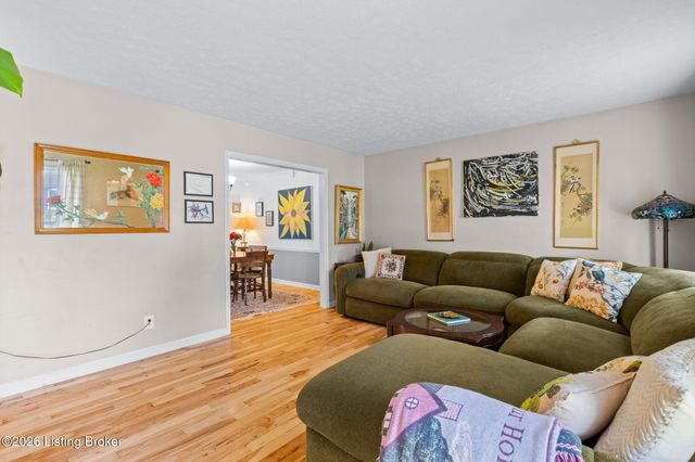 4311 Accomack Dr, Louisville, KY 40241