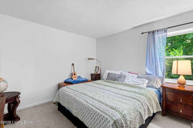 4311 Accomack Dr, Louisville, KY 40241