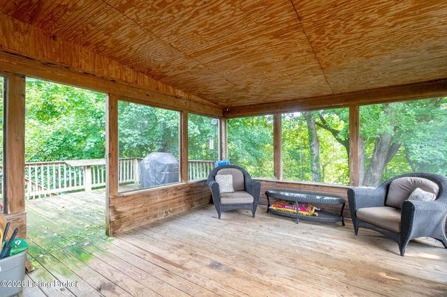 4311 Accomack Dr, Louisville, KY 40241