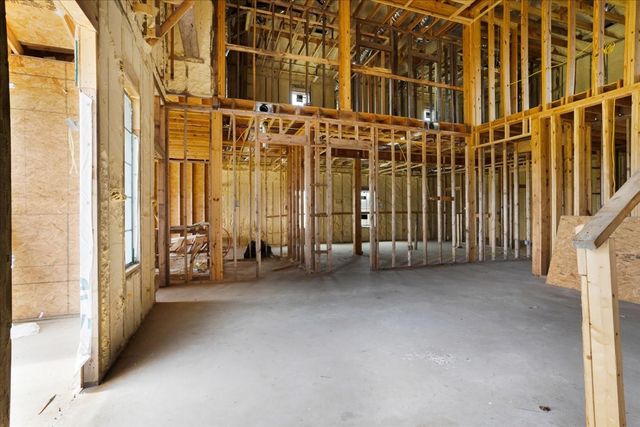 2463 County Road, Savoy, TX 75479