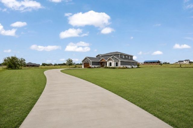 2463 County Road, Savoy, TX 75479