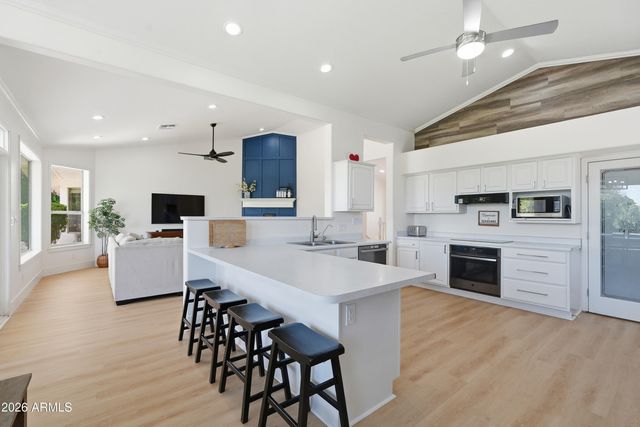2251 N 32ND Street 7, Mesa, AZ 85213