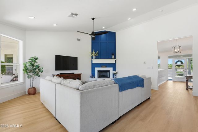 2251 N 32ND Street 7, Mesa, AZ 85213