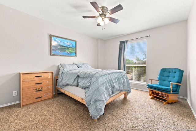 2214 LAKELINE DR, New Braunfels, TX 78130