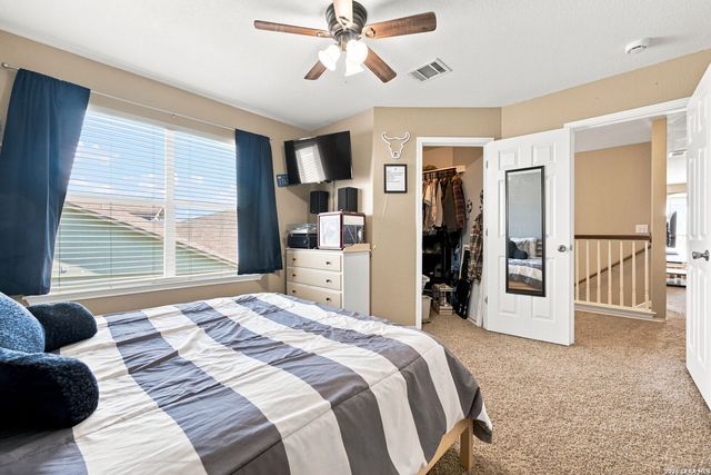 2214 LAKELINE DR, New Braunfels, TX 78130