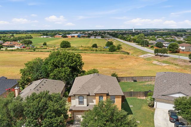 2214 LAKELINE DR, New Braunfels, TX 78130