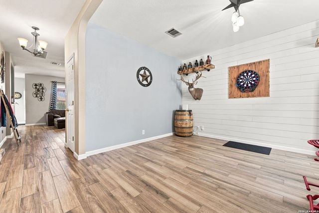 2214 LAKELINE DR, New Braunfels, TX 78130