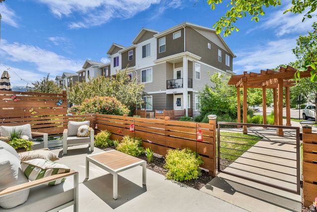 3693 W SUNRISE SKY LN, South Jordan, UT 84009