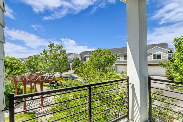 3693 W SUNRISE SKY LN, South Jordan, UT 84009