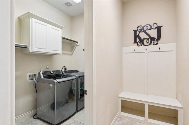 116 Wade Pointe Drive, Montgomery, TX 77316