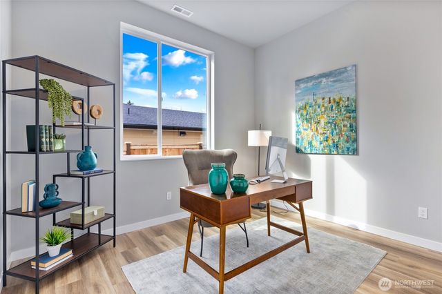 10035 NE 196th. Place, Bothell, WA 98011