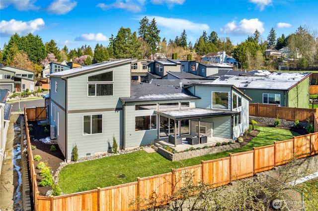 10035 NE 196th. Place, Bothell, WA 98011