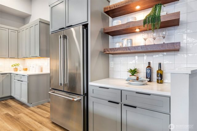 10035 NE 196th. Place, Bothell, WA 98011