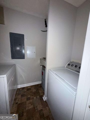 2203 Par Three Way, Lithonia, GA 30038