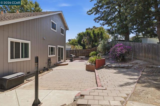 15 Plumas Ct, Bay Point, CA 94565