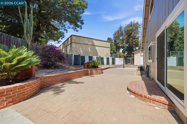 15 Plumas Ct, Bay Point, CA 94565
