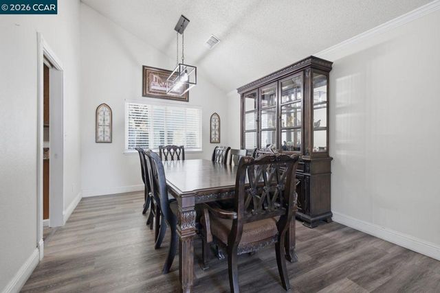 15 Plumas Ct, Bay Point, CA 94565