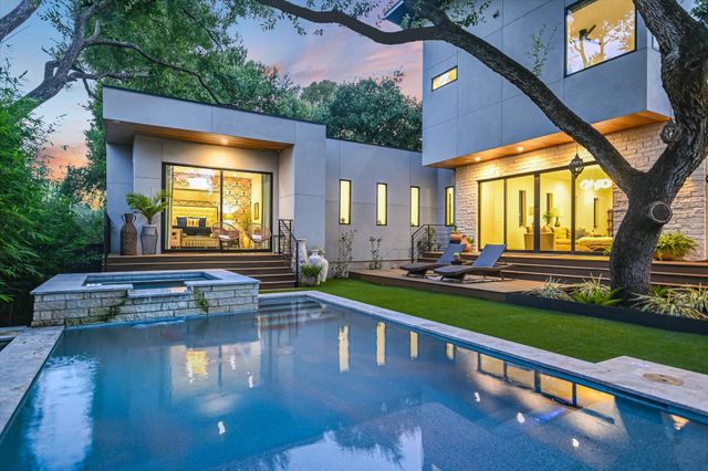 403 Ridgewood, Austin, TX 78746