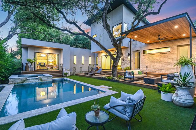 403 Ridgewood, Austin, TX 78746