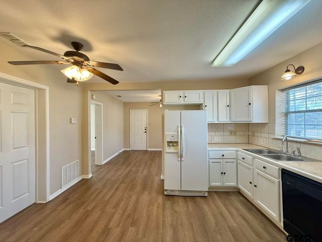 1016 Bennett Ave, Tyler, TX 75701