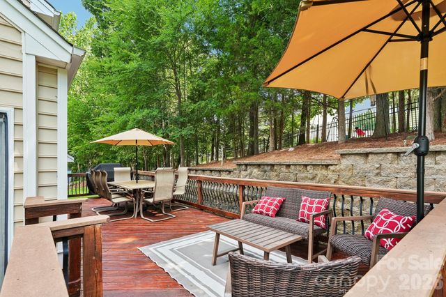 7809 Pinecroft Court, Harrisburg, NC 28075