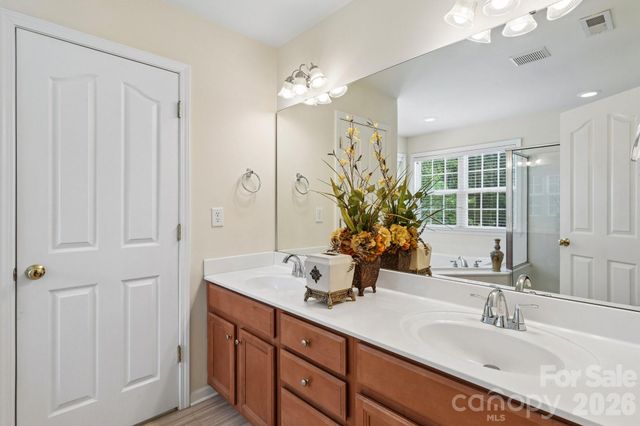 7809 Pinecroft Court, Harrisburg, NC 28075