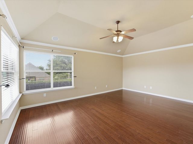 11029 Owl Creek Drive, Fort Worth, TX 76179