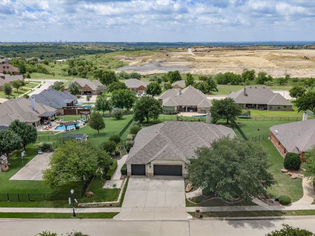 11029 Owl Creek Drive, Fort Worth, TX 76179