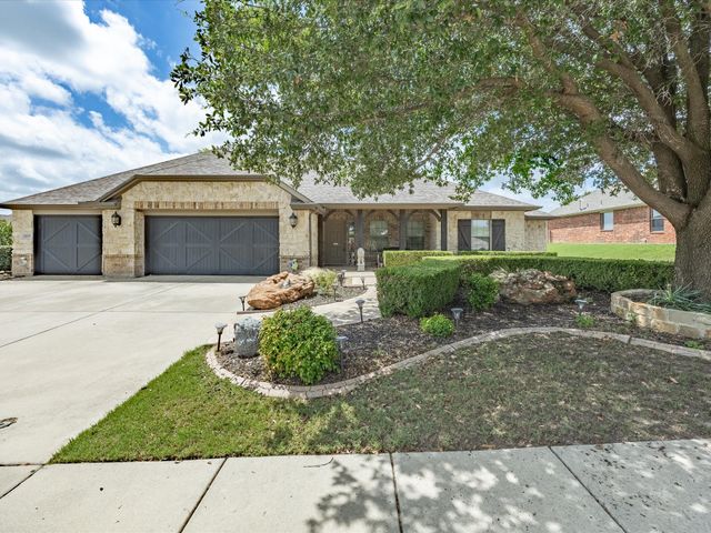 11029 Owl Creek Drive, Fort Worth, TX 76179