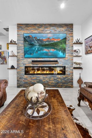 6786 W PALOMINO Way, Coolidge, AZ 85128