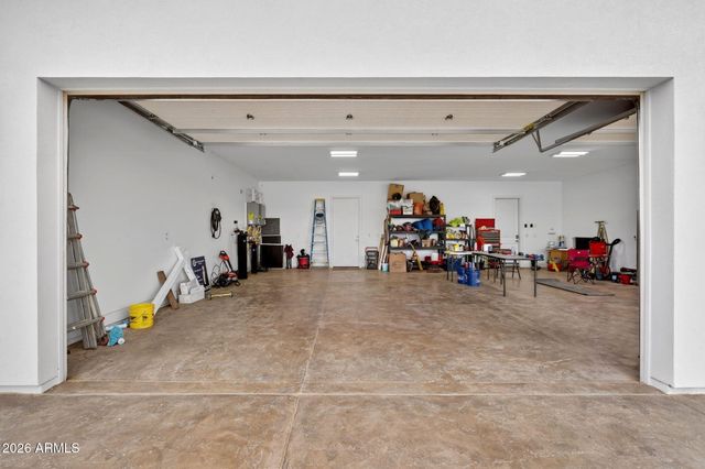 6786 W PALOMINO Way, Coolidge, AZ 85128