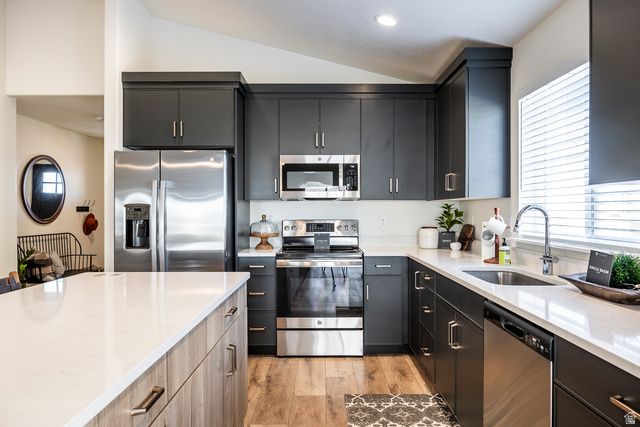 129 S 940 E, Santaquin, UT 84655