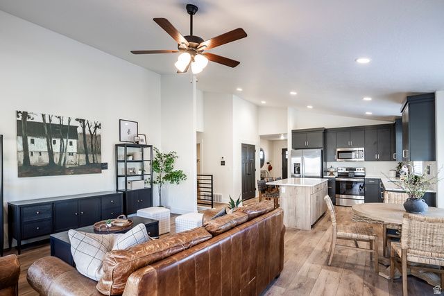 129 S 940 E, Santaquin, UT 84655