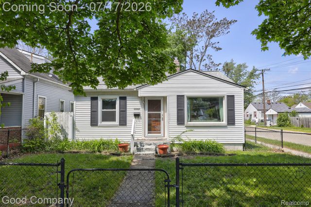 23465 Hazelwood Avenue, Hazel Park, MI 48030