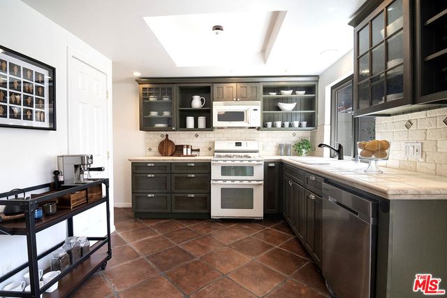219 Green Lea Place, Thousand Oaks, CA 91361