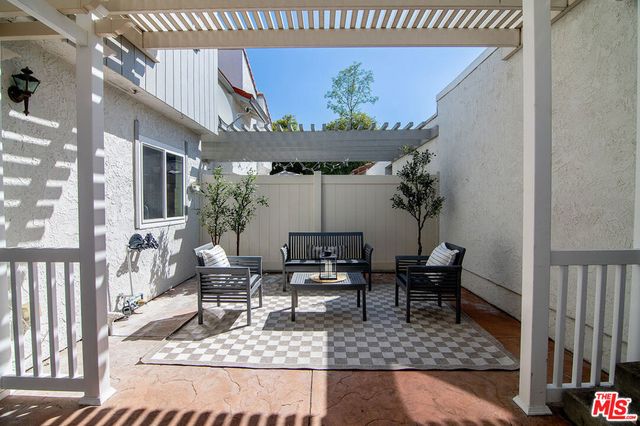 219 Green Lea Place, Thousand Oaks, CA 91361