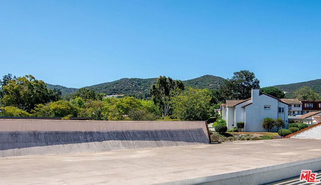 219 Green Lea Place, Thousand Oaks, CA 91361