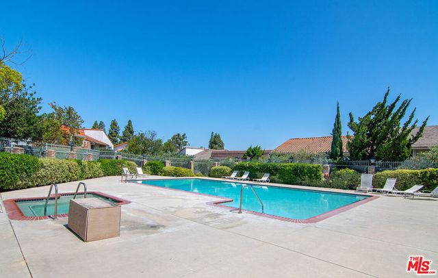219 Green Lea Place, Thousand Oaks, CA 91361