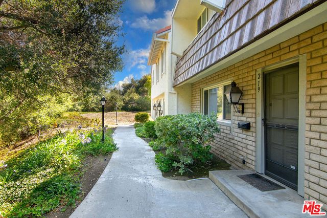 219 Green Lea Place, Thousand Oaks, CA 91361