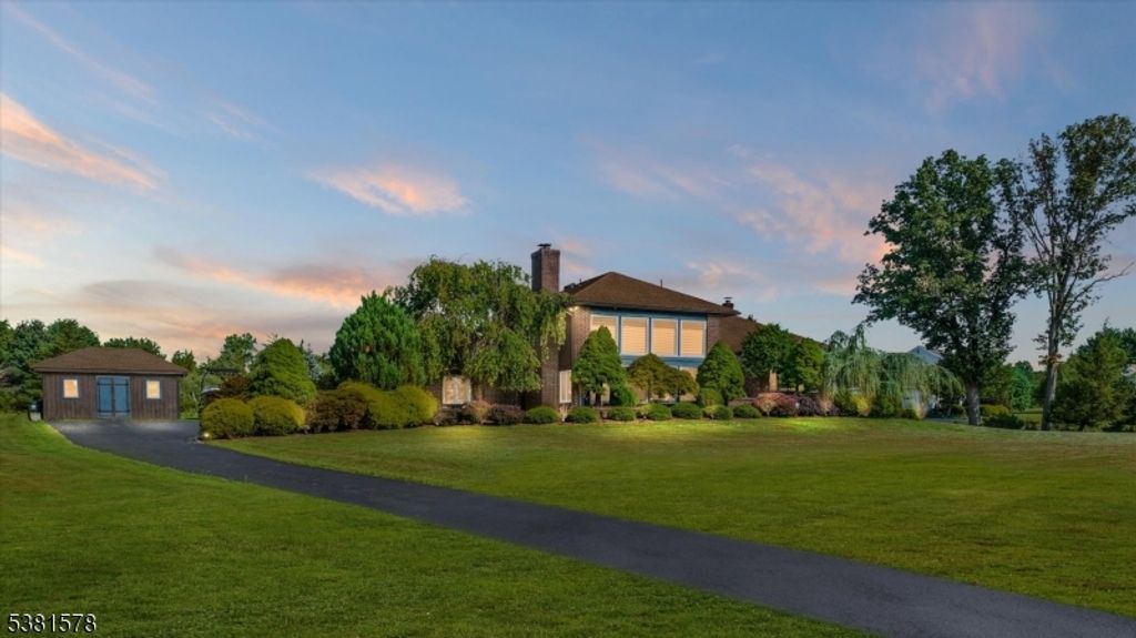 27 Casper Berger Rd, Readington Twp., NJ 08889
