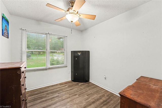1848 Woodglo Drive, Asheboro, NC 27205