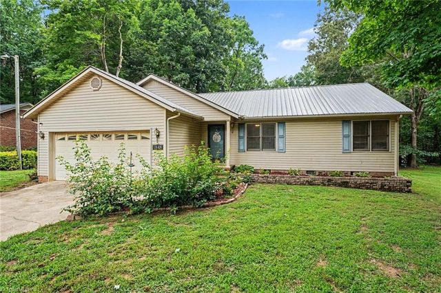 1848 Woodglo Drive, Asheboro, NC 27205