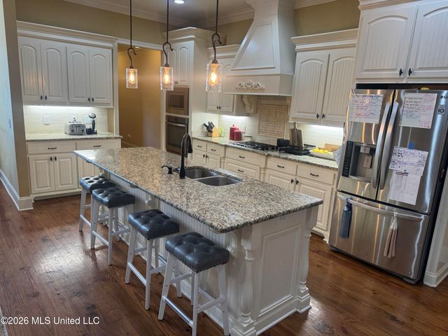 120 Claiborne Street, Madison, MS 39110