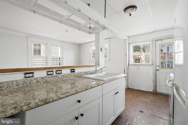 229 BARRINGTON RD, Upper Darby, PA 19082